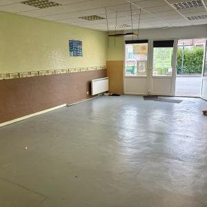 Location fonds et murs commerciaux Liévin 62800 Pas-de-Calais 84 m2  1050 euros