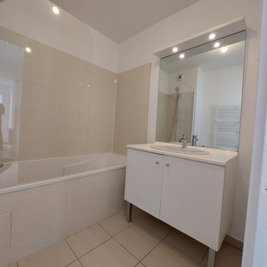 Location appartement Reims 51100 Marne 66 m2 3 pièces 850 euros