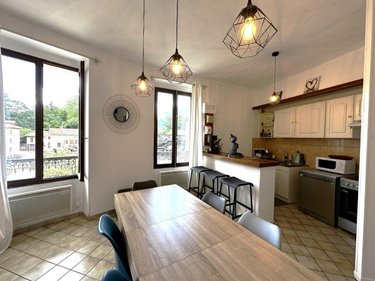 Immeuble a vendre Sassenage 38360 Isère 145 m2  260000 euros
