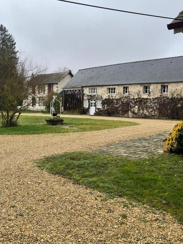 Divers a vendre Pressigny-les-Pins 45290 Loiret 480 m2  885900 euros