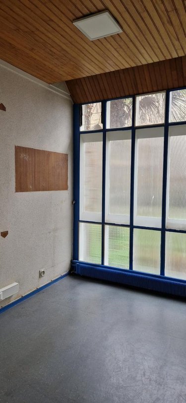 Fonds et murs commerciaux a vendre Pontivy 56300 Morbihan 107 m2  122652 euros
