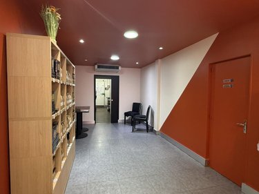 Immeuble a vendre Cholet 49300 Maine-et-Loire 409 m2  466800 euros