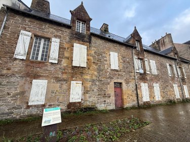Maison a vendre Landerneau 29800 Finistère 380 m2  372300 euros