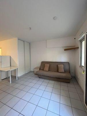 Location appartement Pierrelatte 26700 Drôme 26 m2 1 pièce 397 euros