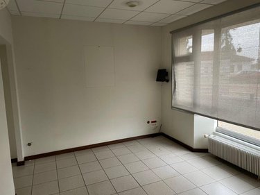 Location fonds et murs commerciaux Damparis 39500 Jura 115 m2  1200 euros