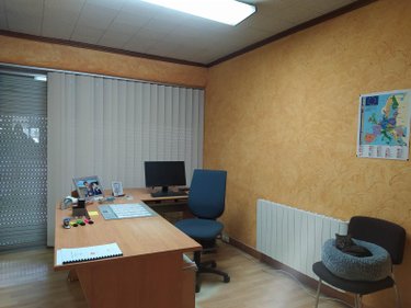 Fonds et murs commerciaux a vendre Tinchebray Bocage 61800 Orne 75 m2  205000 euros