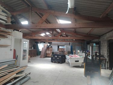 Fonds et murs commerciaux a vendre Tinchebray Bocage 61800 Orne  62000 euros