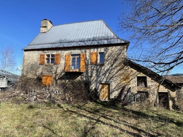Maison a vendre Vitrac 15220 Cantal 200 m2  233200 euros