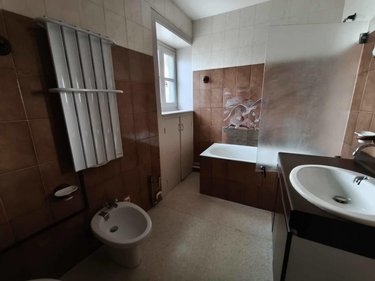 Appartement a vendre Maurs 15600 Cantal 100 m2 5 pièces 79500 euros