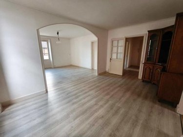 Appartement a vendre Maurs 15600 Cantal 100 m2 5 pièces 79500 euros