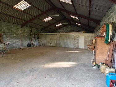 Maison a vendre Montsalvy 15120 Cantal 210 m2 8 pièces 332800 euros