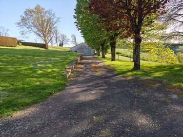 Maison a vendre Montsalvy 15120 Cantal 210 m2 8 pièces 332800 euros
