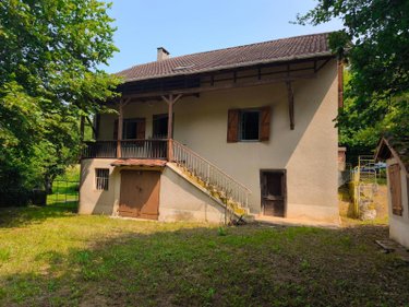 Maison a vendre Le Trioulou 15600 Cantal 142 m2 7 pièces 132500 euros