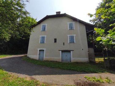 Maison a vendre Le Trioulou 15600 Cantal 142 m2 7 pièces 132500 euros