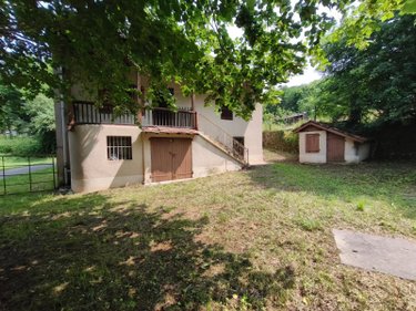 Maison a vendre Le Trioulou 15600 Cantal 142 m2 7 pièces 132500 euros