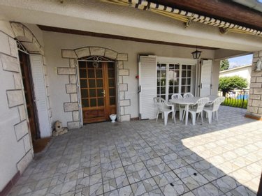 Maison a vendre Jussac 15250 Cantal 174 m2 7 pièces 220500 euros