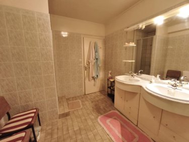Maison a vendre Jussac 15250 Cantal 174 m2 7 pièces 220500 euros