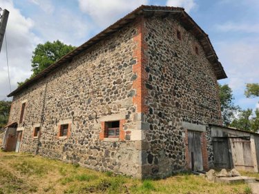 Maison a vendre Vézac 15130 Cantal 170 m2  74200 euros