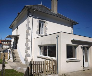 Maison a vendre Le Rouget-Pers 15290 Cantal 156 m2 7 pièces 309000 euros