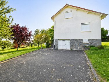 Maison a vendre Saint-Étienne-de-Maurs 15600 Cantal 108 m2 5 pièces 148400 euros