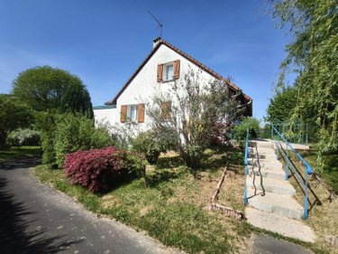Maison a vendre Glénat 15150 Cantal 186 m2 7 pièces 193325 euros