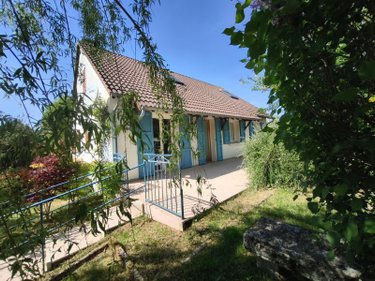 Maison a vendre Glénat 15150 Cantal 186 m2 7 pièces 193325 euros