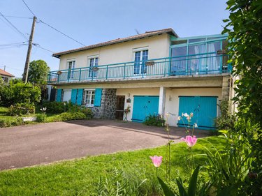 Maison a vendre Jussac 15250 Cantal 107 m2 6 pièces 209000 euros