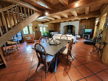 Maison a vendre Arpajon-sur-Cère 15130 Cantal 131 m2 4 pièces 309000 euros