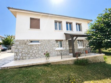 Maison a vendre Saint-Mamet-la-Salvetat 15220 Cantal 98 m2 5 pièces 137500 euros