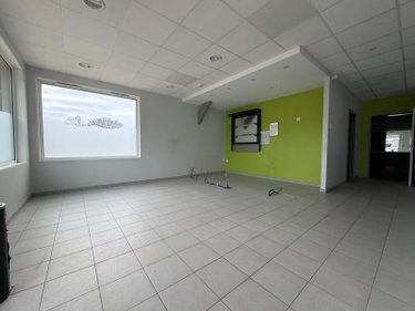 Fonds et murs commerciaux a vendre Bricquebec-en-Cotentin 50260 Manche 266 m2  220800 euros