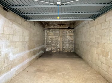Garage et parking a vendre Rennes 35000 Ille-et-Vilaine 18 m2  26500 euros