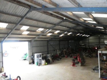 Divers a vendre Séglien 56160 Morbihan 900 m2  137100 euros