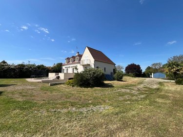 Maison a vendre Montcresson 45700 Loiret 241 m2 7 pièces 376400 euros