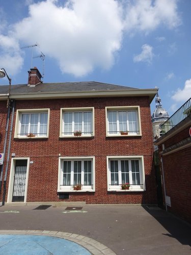 Location maison Amiens 80000 Somme 131 m2  1200 euros