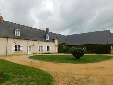 Maison a vendre Morannes sur Sarthe-Daumeray 49640 Maine-et-Loire 281 m2 10 pièces 544875 euros