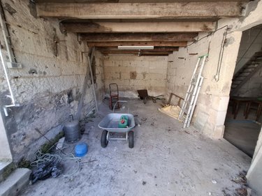 Immeuble a vendre Saintes 17100 Charente-Maritime 174 m2  262300 euros