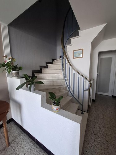 Maison a vendre Saintes 17100 Charente-Maritime 147 m2 8 pièces 374000 euros