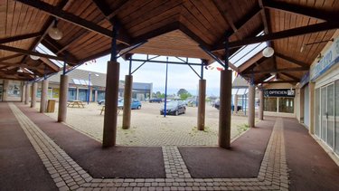 Fonds et murs commerciaux a vendre Plougasnou 29630 Finistère 35 m2  60958 euros