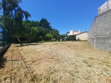 Terrain a batir a vendre Challans 85300 Vendée 300 m2  52940 euros
