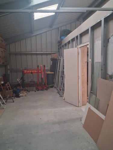 Garage et parking a vendre Merlevenez 56700 Morbihan 160 m2  156840 euros