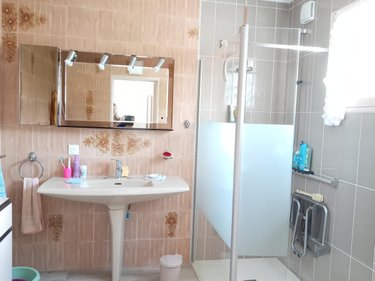 Maison a vendre Saint-Hilaire-du-Harcouët 50600 Manche 163 m2 4 pièces 199240 euros