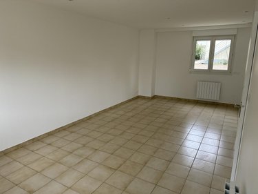 Location appartement Évron 53600 Mayenne 43 m2 3 pièces 500 euros