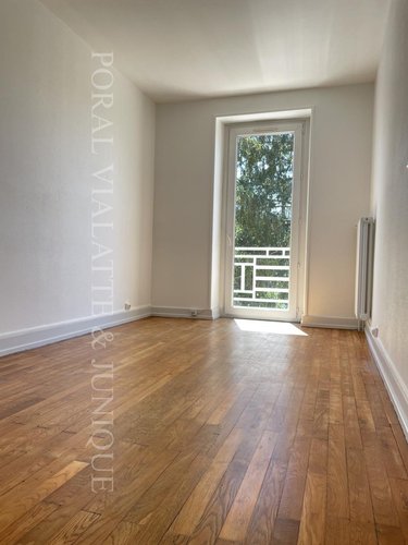 Location appartement Saint-Jean-le-Vieux 01640 Ain 62 m2 3 pièces 709 euros