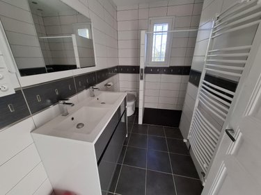 Maison a vendre Saintes 17100 Charente-Maritime 57 m2 3 pièces 178364 euros