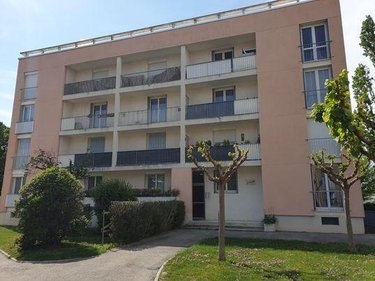 Appartement a vendre Pierrelatte 26700 Drôme 74 m2 3 pièces 84500 euros