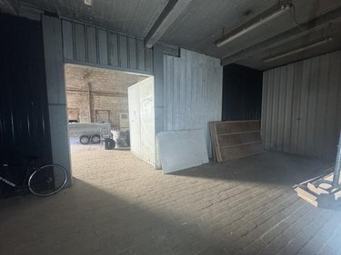 Fonds et murs commerciaux a vendre Cambrai 59400 Nord 750 m2  314400 euros