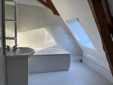 Location maison Divion 62460 Pas-de-Calais 89 m2 4 pièces 885 euros