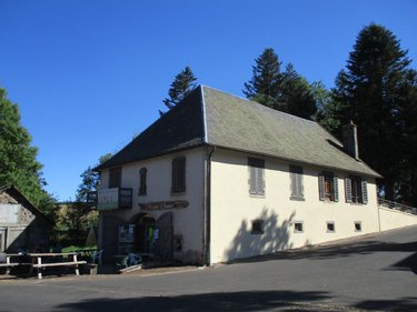 Maison a vendre La Godivelle 63850 Puy-de-Dôme 308 m2 10 pièces 395000 euros