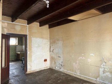 Maison a vendre Huelgoat 29690 Finistère 89 m2  53000 euros