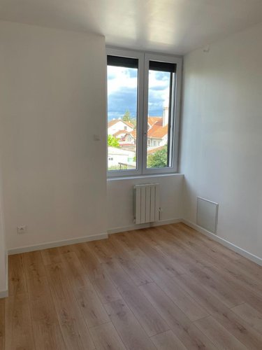 Location maison Tavaux 39500 Jura 65 m2 4 pièces 785 euros